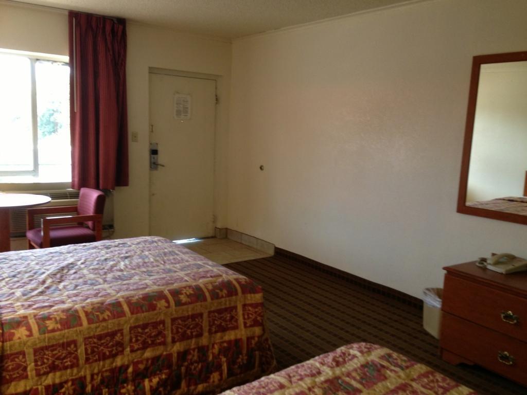 Days Inn South Форт-Ворт Екстер'єр фото